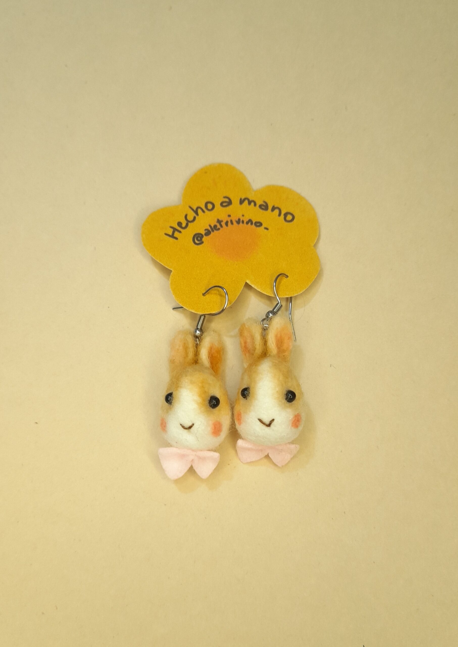 ARETES CONEJITOS: imagen 1