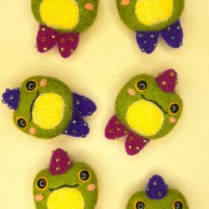 BROCHE RANA MAGA: imagen 3