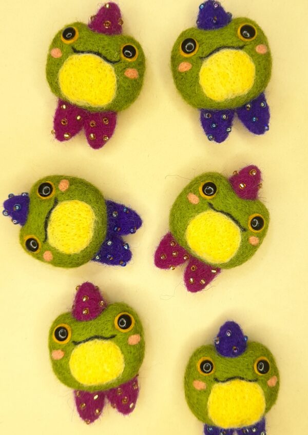 BROCHE RANA MAGA