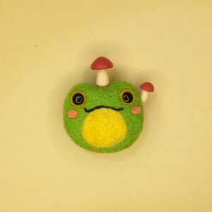 BROCHE RANA Y HONGUITOS